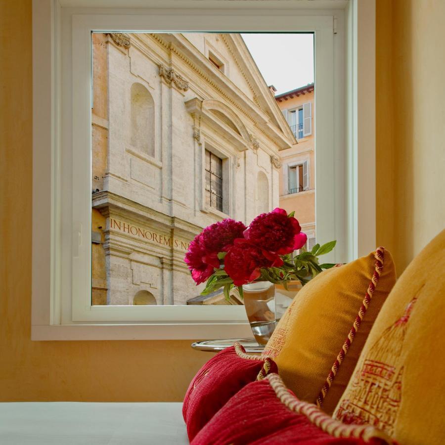 Bio Hotel Raphael - Relais & Chateaux Рим Екстериор снимка