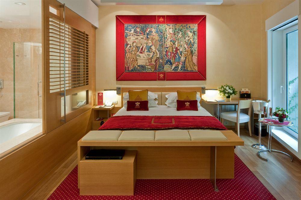 Bio Hotel Raphael - Relais & Chateaux Рим Стая снимка